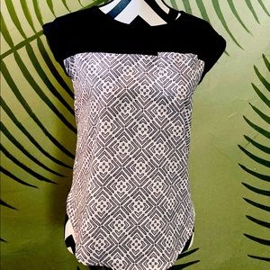 Rewind Women's Blouse size XS, black, white, cotton, polyester